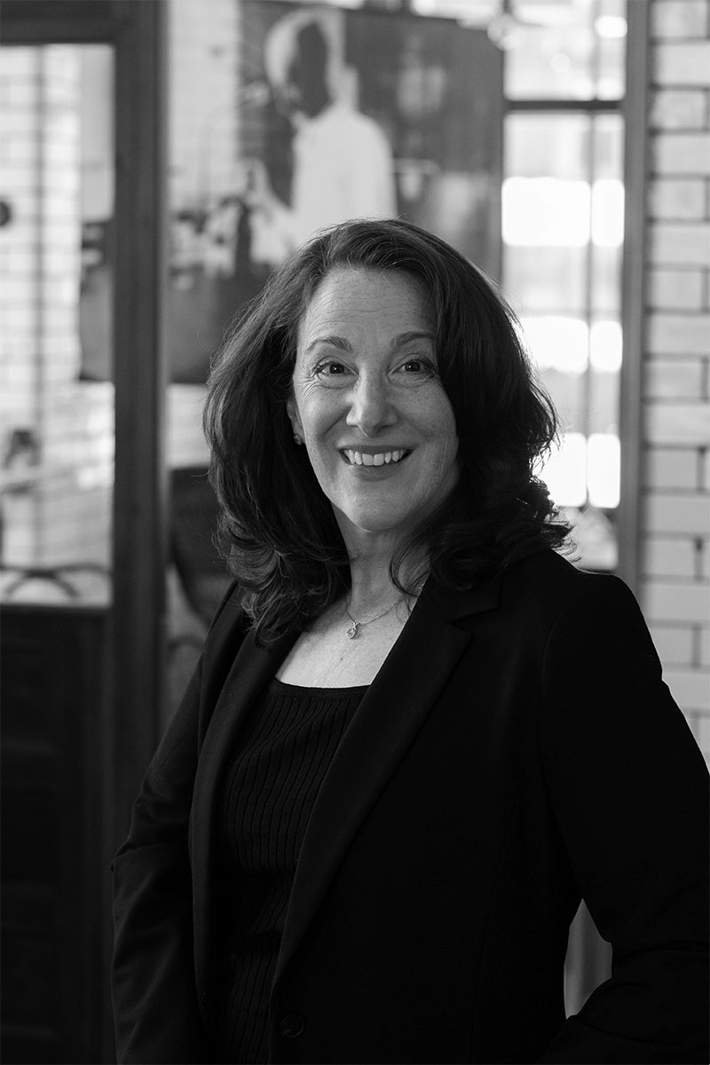 Suzanne Uttaro Samuels